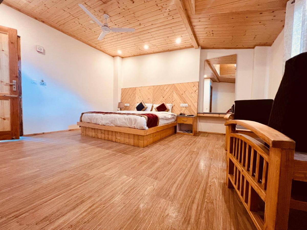 Hotel Lemoon Tree Manāli Екстериор снимка