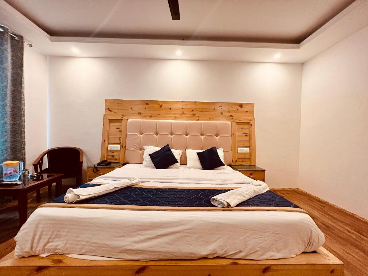 Hotel Lemoon Tree Manāli Екстериор снимка
