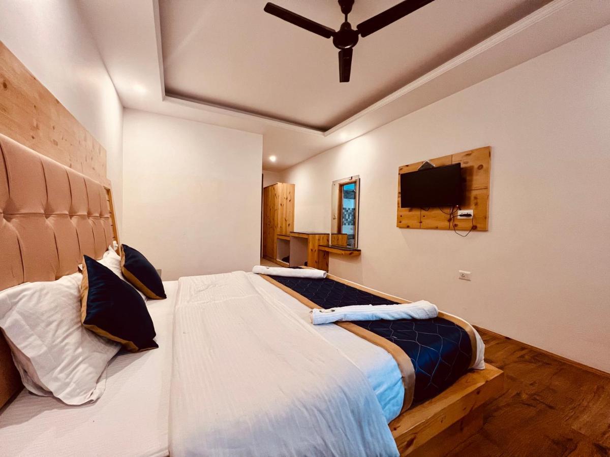 Hotel Lemoon Tree Manāli Екстериор снимка